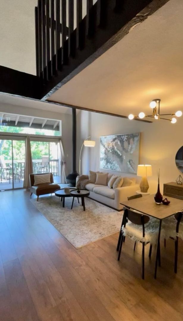 7890 E Spring St Unidad SHARON COUGHLIN