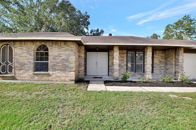 Photo - 1311 Oak Hollow Dr