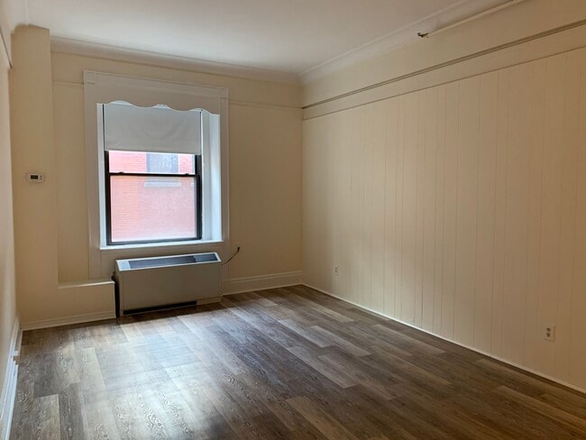 Photo - 62 Boylston St Unit 417