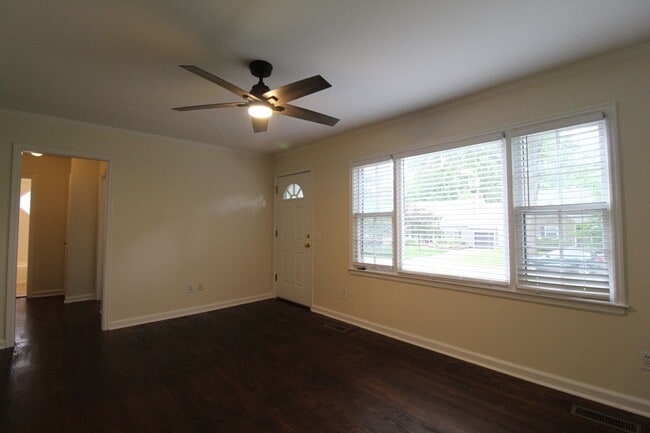 Photo - 2 Bedroom 1 Bath Home in Roeland Park