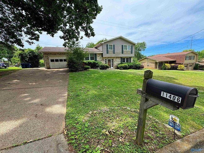 Photo - 11406 Crestfield Dr SE