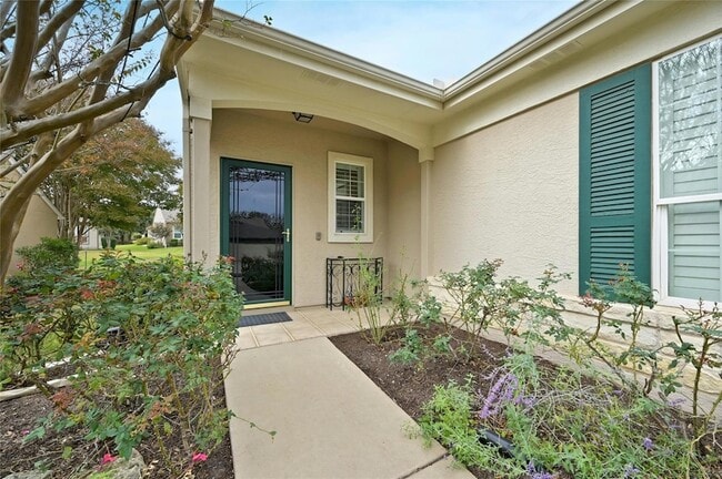 Photo - 112 Ranier Ln