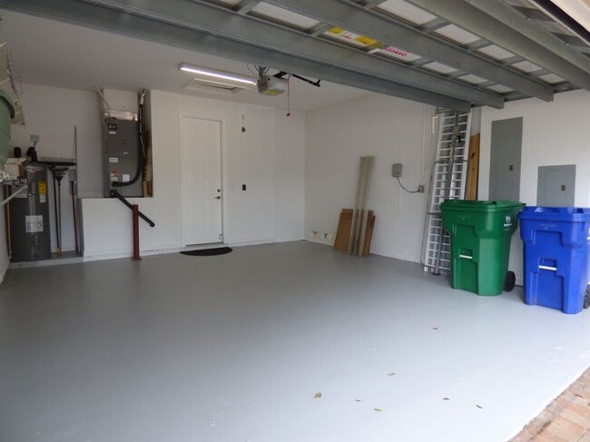 Photo - 14822 SW 52nd St