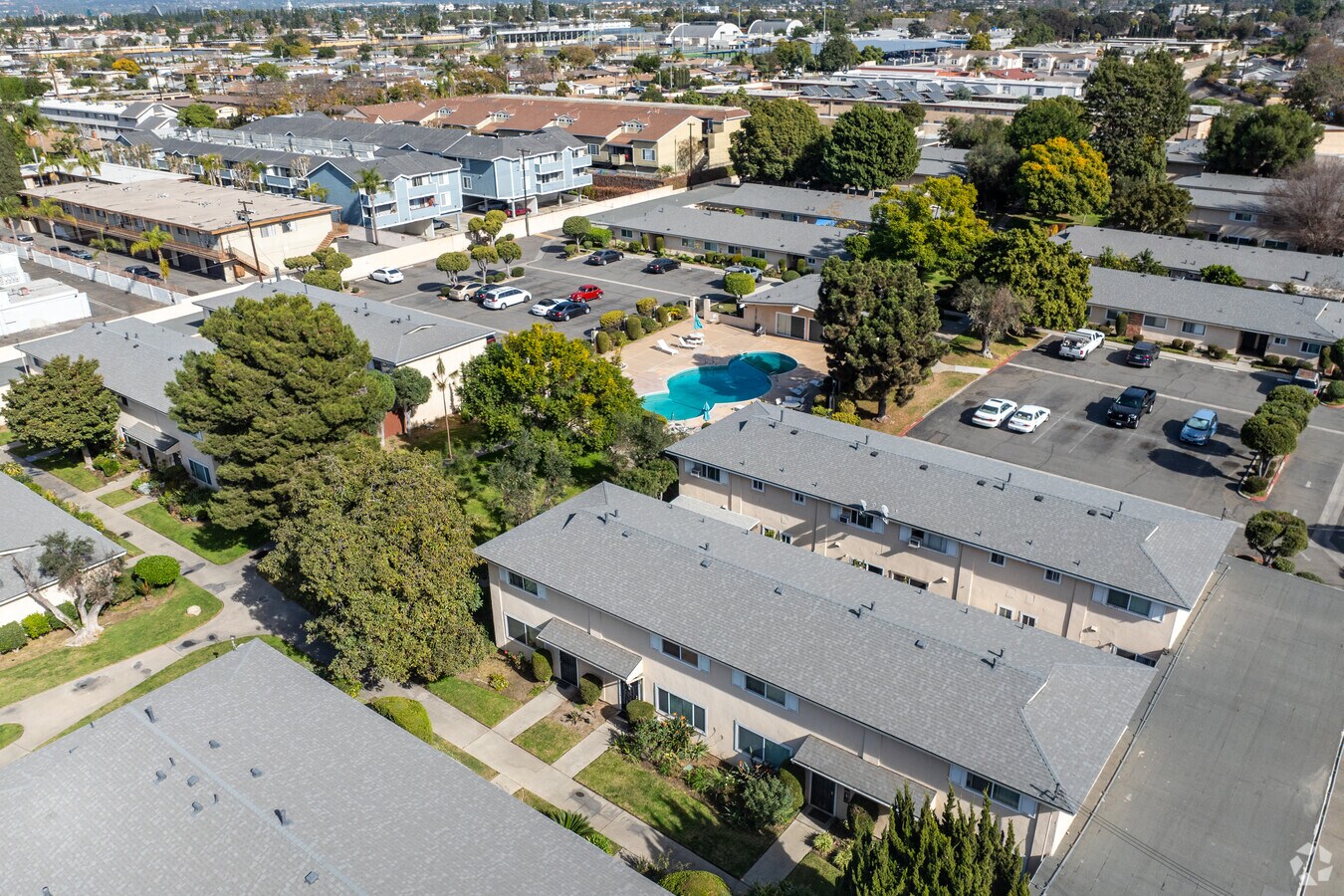 630 S Knott Ave - Coco Palms Anaheim