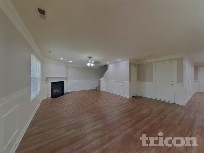 Photo - 9821 Bayview Pkwy