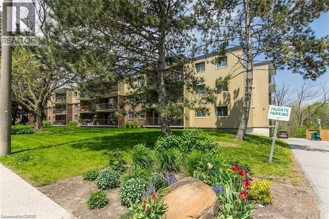 Photo - 30 Avalon Pl Unit 203