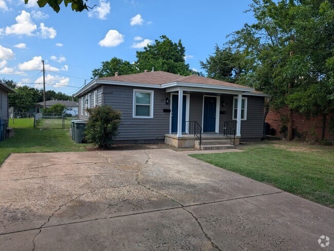 Building Photo - Remodeled luxury 1 bedroom, 1 bath house i...