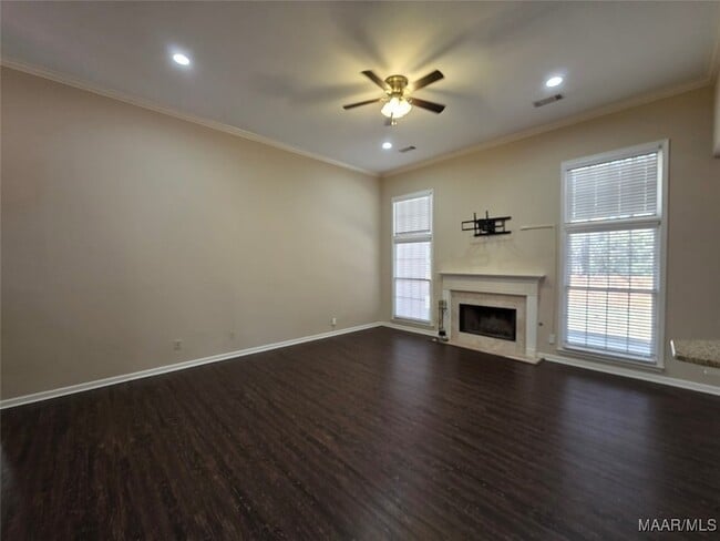 Photo - 2230 Kingsbury Dr