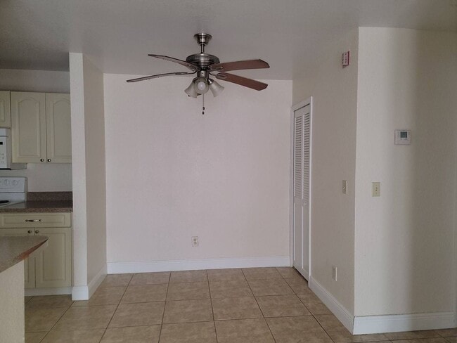 Photo - Orlando - 1 Bedroom, 1 Bathroom - $1,395.00 Unit r2550n2103