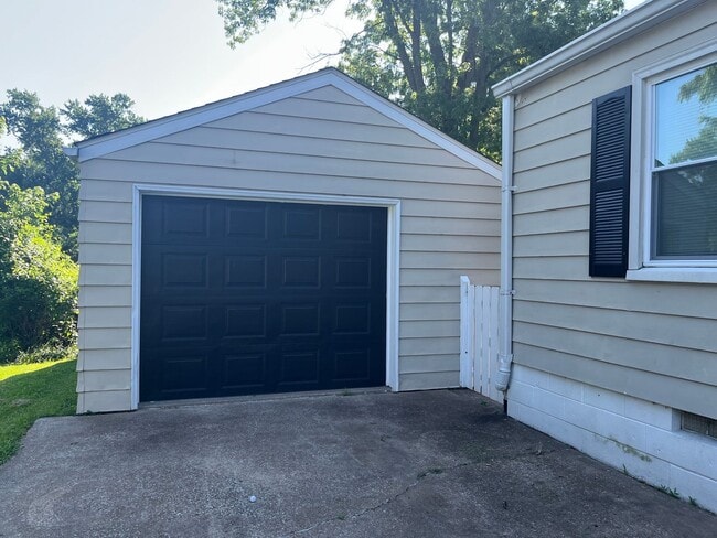 Photo - Charming 3 bedroom in Collinsville