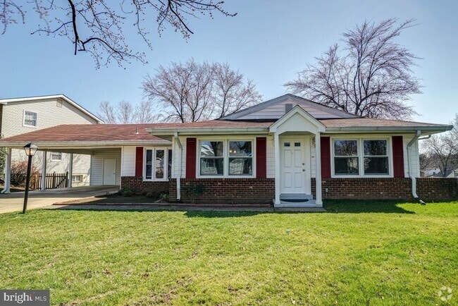Building Photo - 504 S Harrison Rd Rental