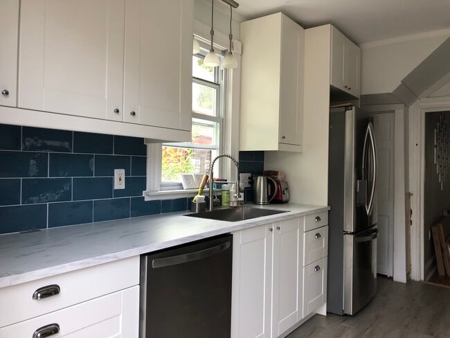 Photo - 14 Bedlow Ave