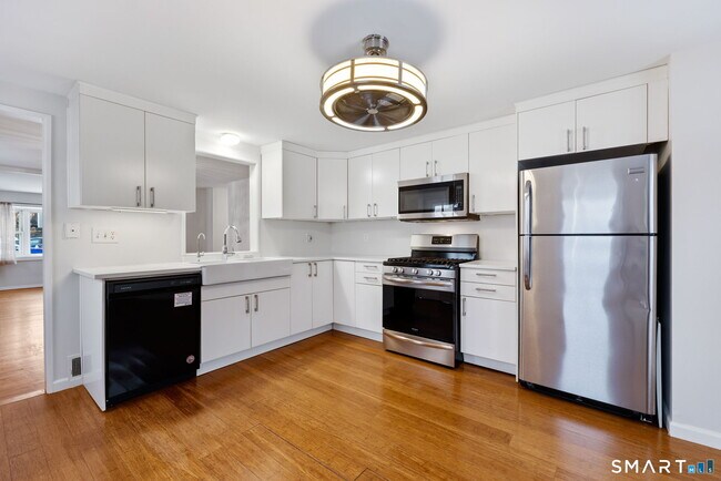 Photo - 60 Ferris Ave