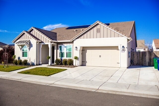 Photo - Lodi 3 Bedroom plus Office or Study 3 Bathroom Solar Power Home