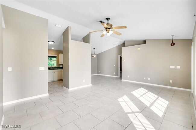 Photo - 8072 Cypress Dr S