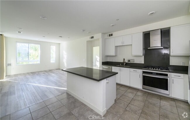 Building Photo - 2342 Nolita- Rental