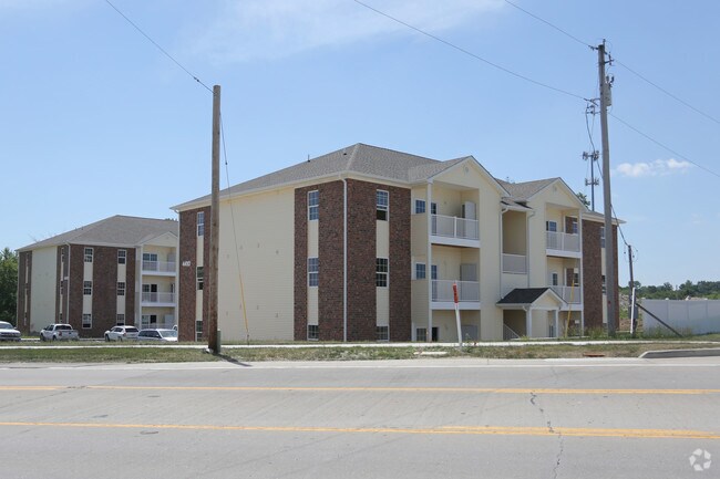 Photo - Captiva Crossing Apartments