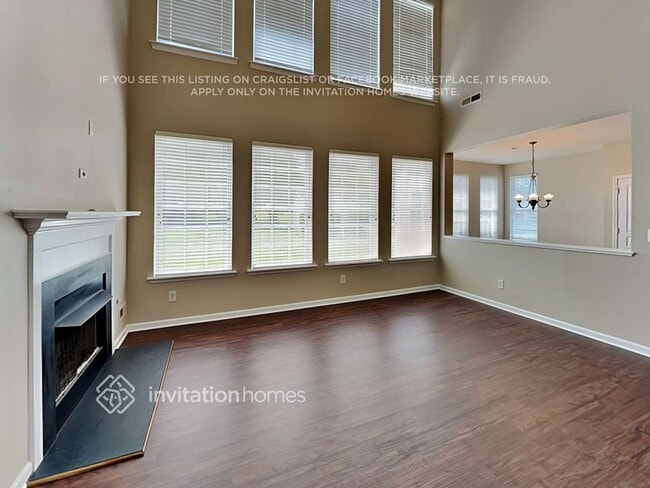 6103 The Meadows Ln