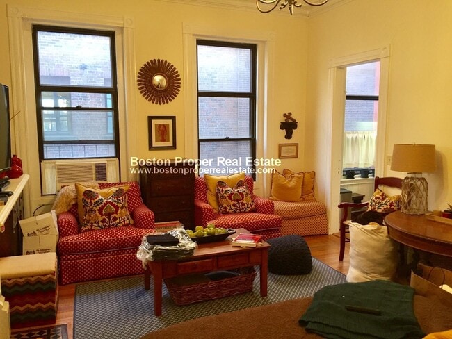 Photo - 31 Gloucester St