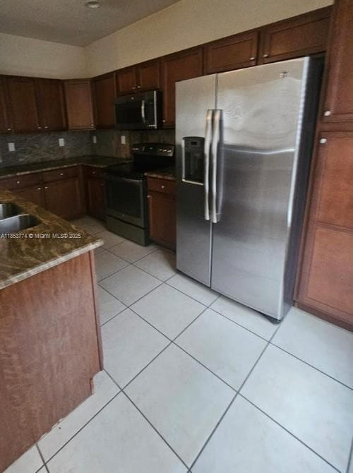 Photo - 17024 SW 95th Terrace