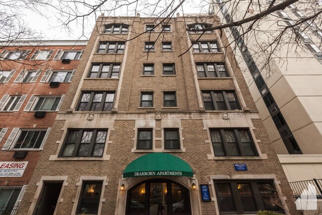 Building Photo - 1366 N Dearborn St Unit #502 Rental
