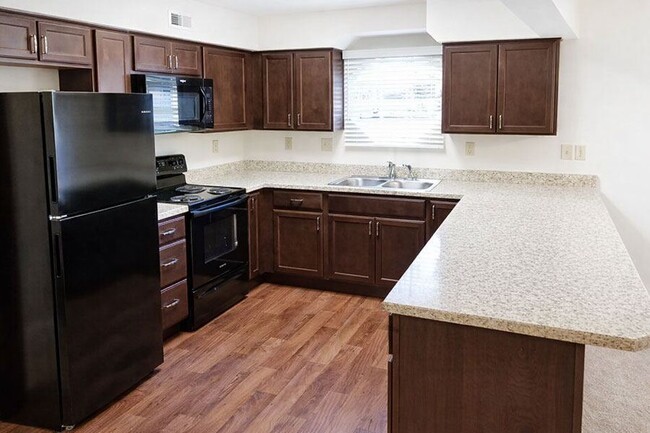 Photo - STONE RUN VILLAS
