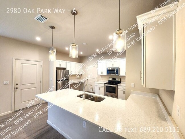 Photo - 2980 Oak Park Way