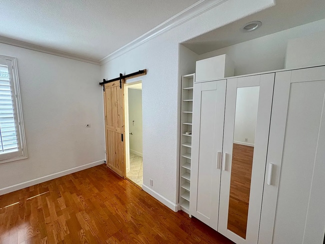 Photo - UNIT 102 Unit 102