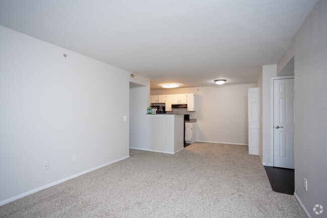 2BR, 1BA - 844 SF - The Bailey