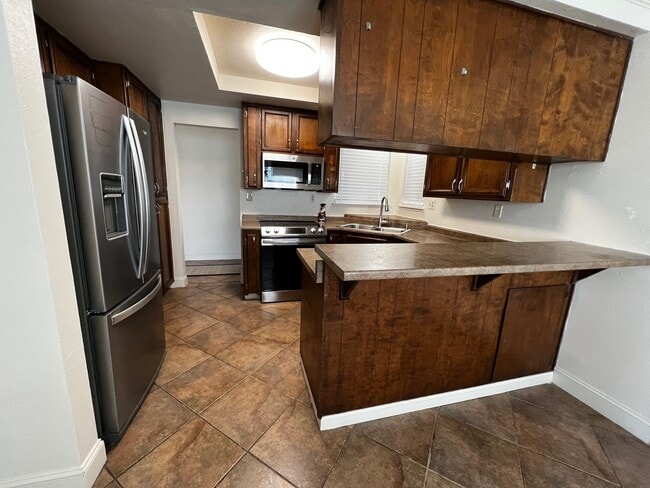 Photo - 1934 Pinewood Way