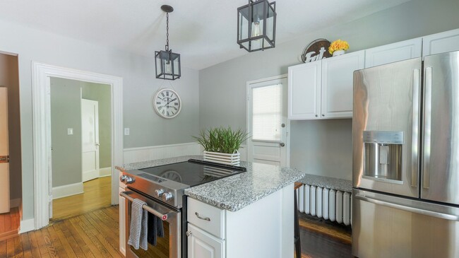 Photo - 2835 Williams Ave SE Unidad 2835 Williams Ave SE
