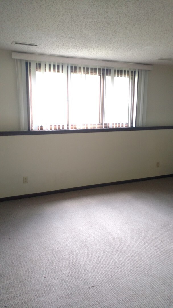 Norse Dr. Apartment Unit 5409 Cedar Falls, IA