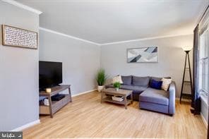 Photo - 134 Oak Tree Ln