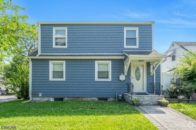 Building Photo - 44 E Spring Valley Ave Rental