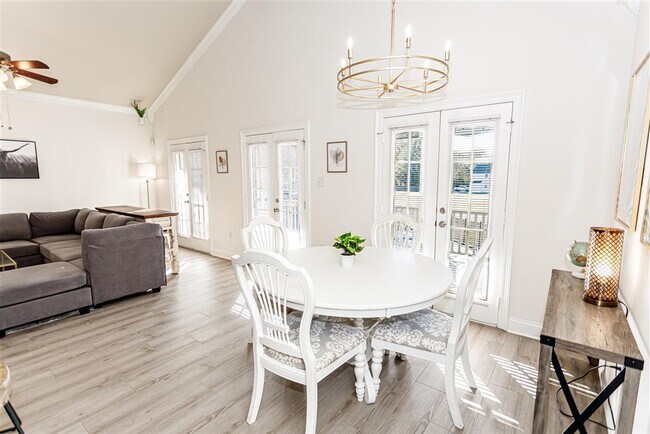 Photo - 38035 Post Office Rd Unidad 4B