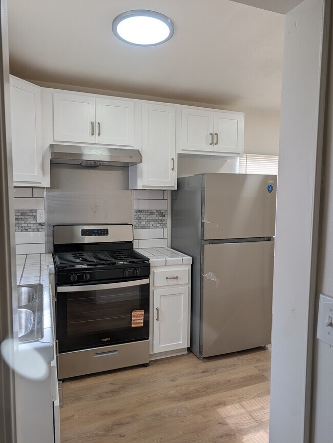 142 W 111th Pl Unit 142