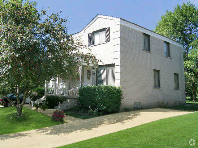 Edificio - Oakland Hills Townhomes