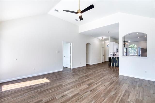 Photo - 2108 Shady Bend Cir