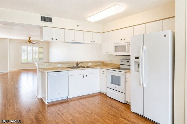 Photo - 4965 Sandra Bay Dr Unit 102