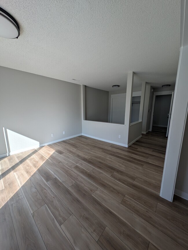 Photo - 2121 Greene St Unit B34