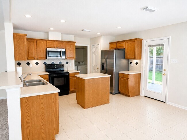 Photo - 26 Prairie Oak Dr