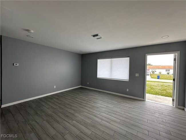 Photo - 137-139 Gordon Ave S