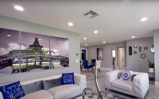 Photo - 8275 Shadow Wood Blvd