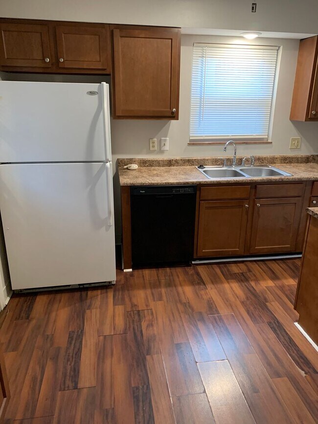 Photo - Charming 4-bedroom, 2-bathroom home located in the Covedale area