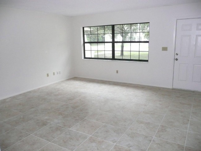 Photo - 7450 Mead Dr