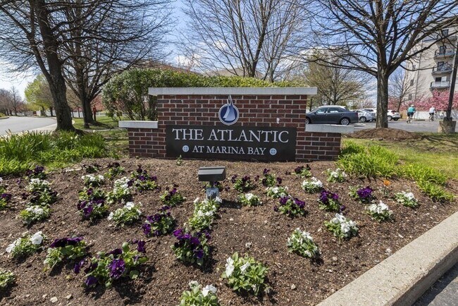 Photo - 10 Seaport Dr Unit 2111