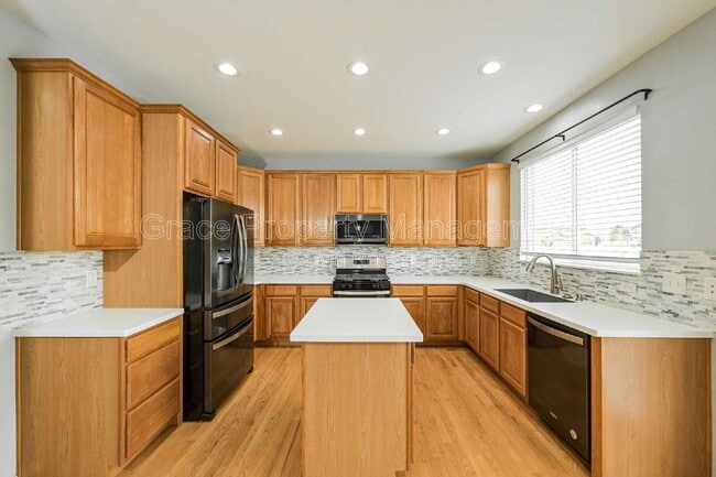 Photo - 17071 Knollside Ave