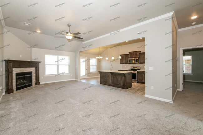 Photo - 11609 SW 9th St.