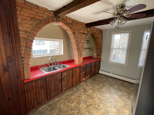 Photo - 156 S Broad St Unit C