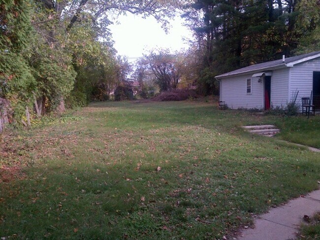 Photo - 1412 N Kinser Pike